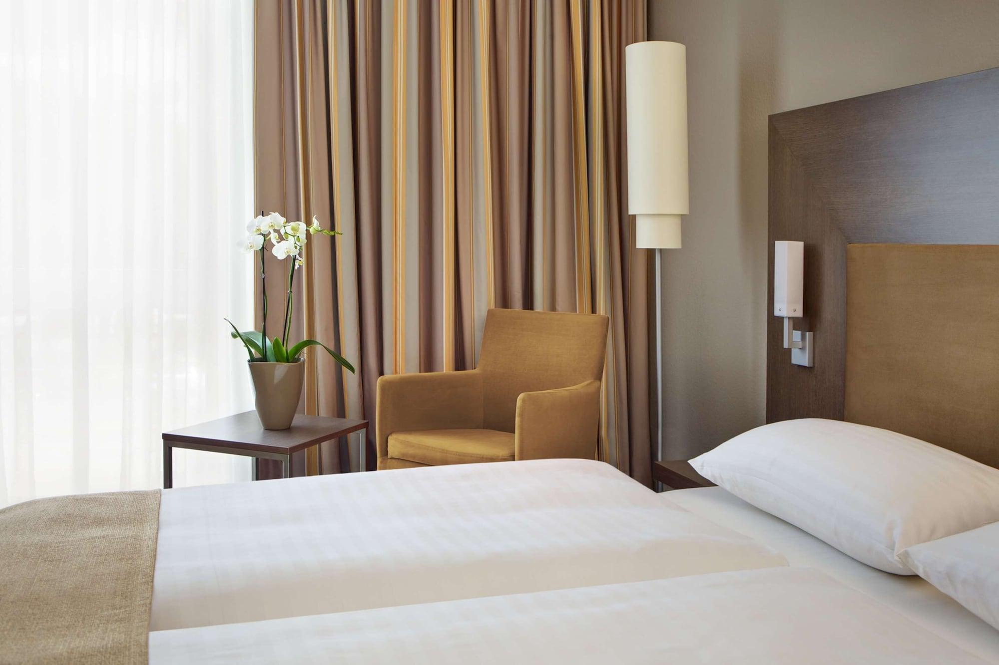 IntercityHotel Darmstadt Habitación foto